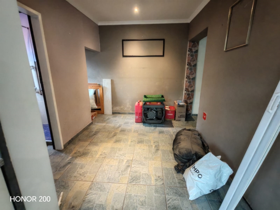 3 Bedroom Property for Sale in Vaalpark Free State
